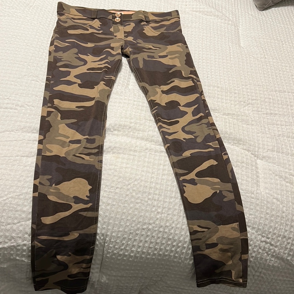 Never worn ordered two of the same pairs size small